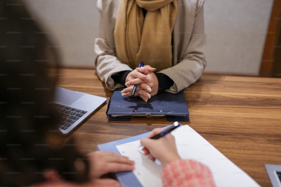 دعم قانوني متخصص  يعزز الأمان التجاري